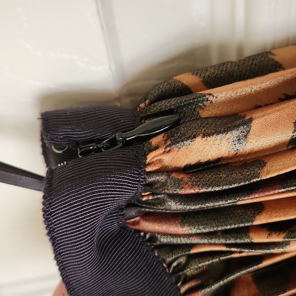 J Crew Pleated Leopard Skirt Size 0 - Picture 4 of 4